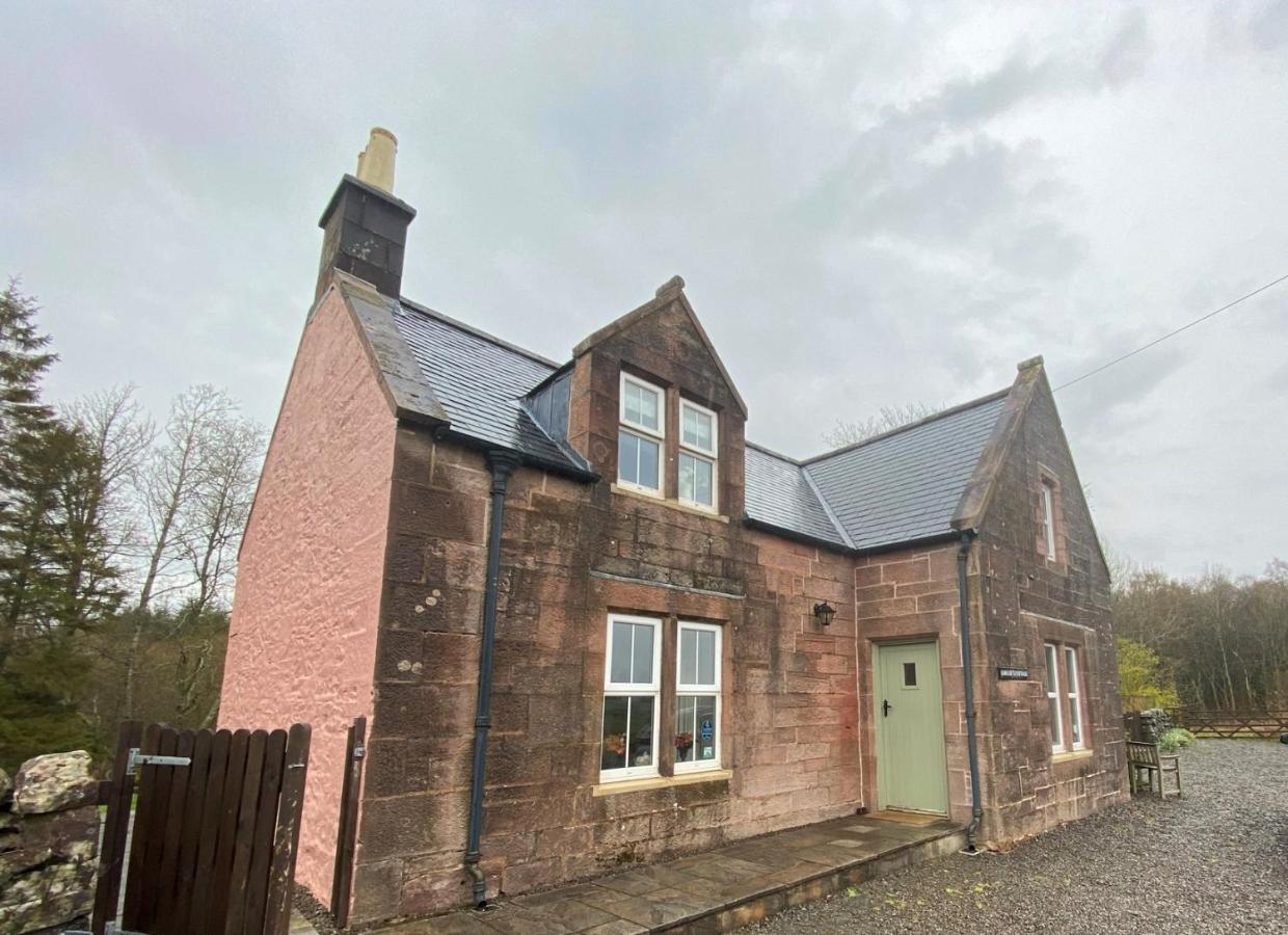 Ghillie'S Cottage Penpont Buitenkant foto
